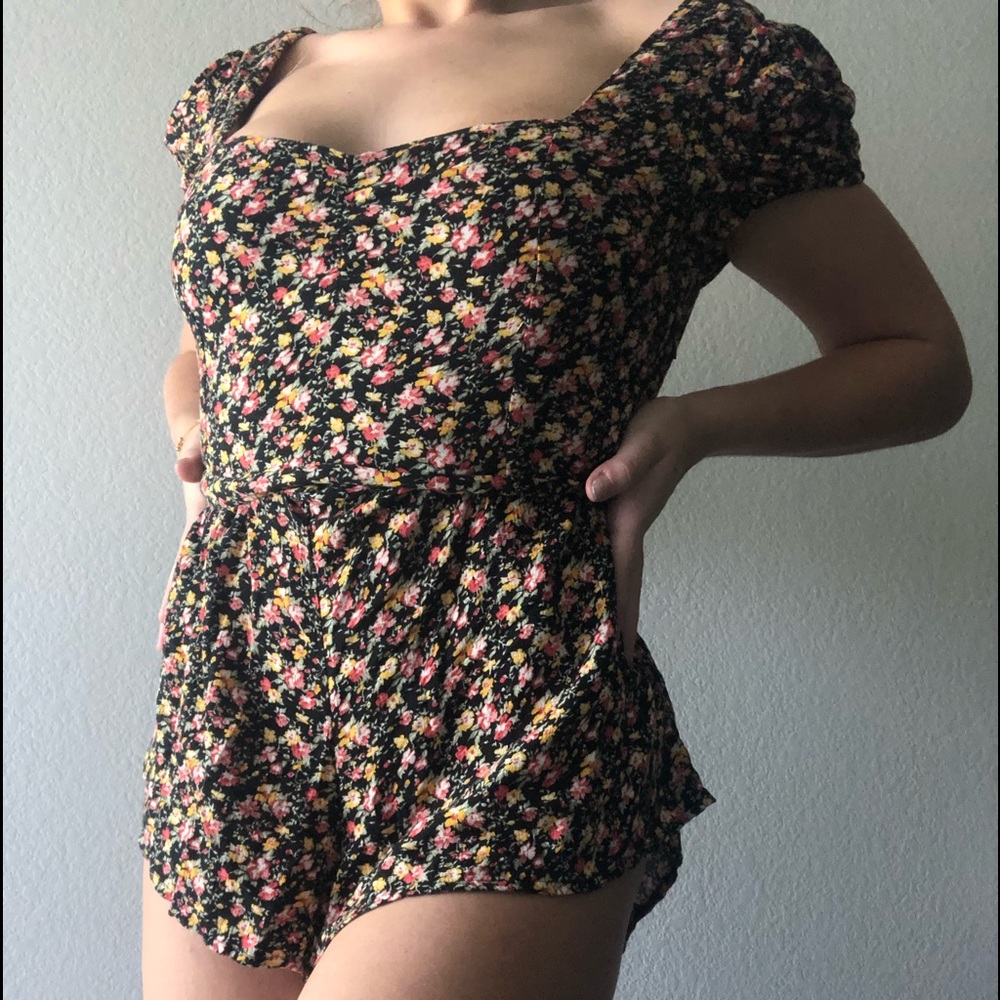 American Eagle Floral Romper
